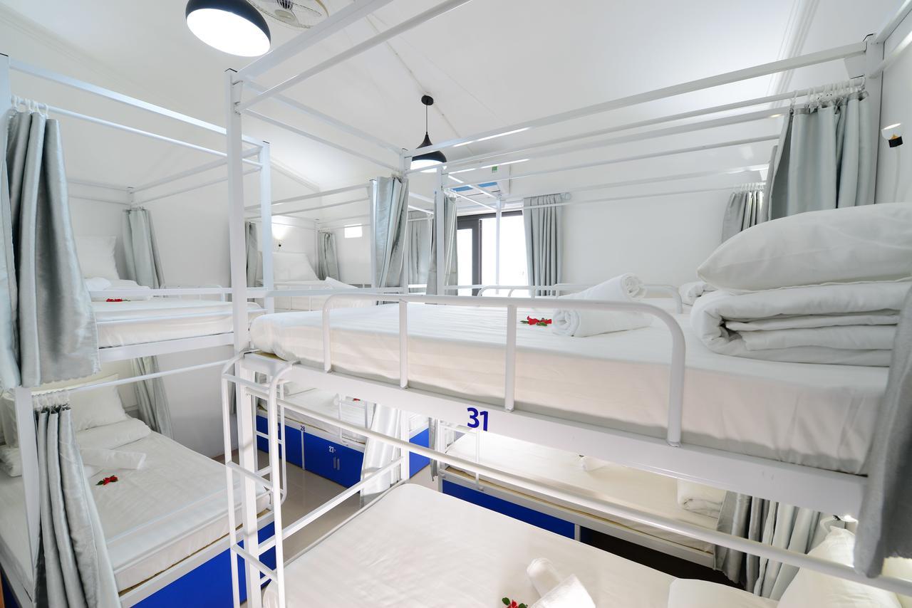Pillow Backpacker Hostel (Adults Only) Ανόι Εξωτερικό φωτογραφία